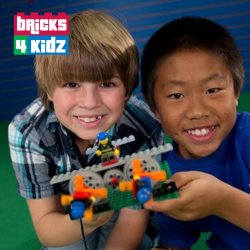 Bricks4kidz Big Family Build *SEN FRIENDLY SESSION*