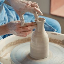 Throwing on the Wheel, INTERMEDIATE, with Birgit Pohl - 6-week course for adults