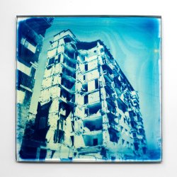 T65. Cyanotype on Glass with Tania Bakum