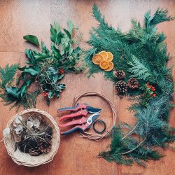 Festive hanging wreath made of natural materials.
