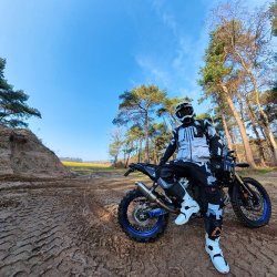 Off-road door Brabant met Jan Op De Motor
