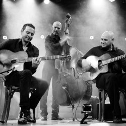 Robin Nolan Trio