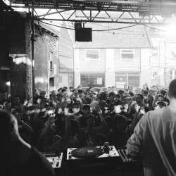 Free Open Air Party: House & Disco