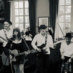 Country band with female singer