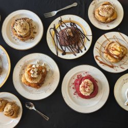 Tasting Hours at the Maison