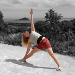 🧘‍♂️ Men’s Strength & Stretch Yoga – 120-Minute Taster Session