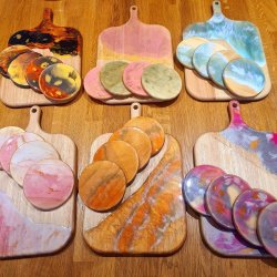 Resin Art - Cheeseboard & Coasters set