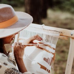 Painting with Yarns