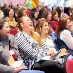 Tiempo Para Nosotras: ¡Levántate y Resplandece!