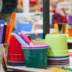 Children’s nature-themed arts and crafts session