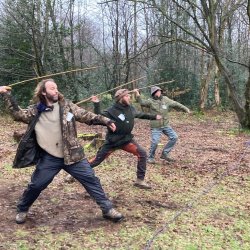 Prehistoric AtlAtl throwing techniques