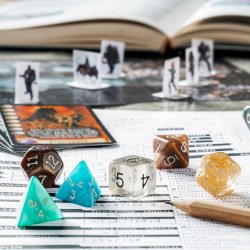 Game Narratives and Nonlinear Storytelling