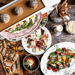 CHRISTMAS BRUNCH