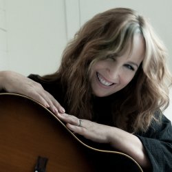 Gretchen Peters