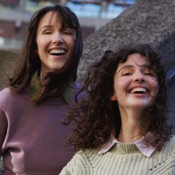 Lyon Sisters in Concert