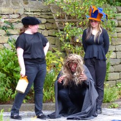 Performers of the play