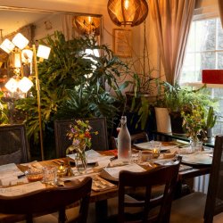 Ease Supper Club