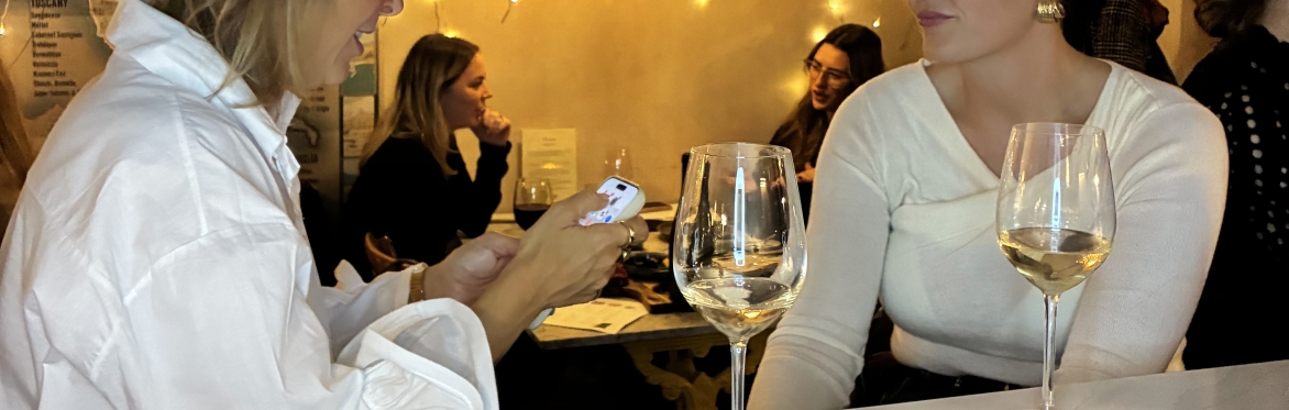 Tarot & Wine Experience at Baccello