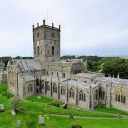 🏛️ A Day of Heritage – Coach Club in St Davids