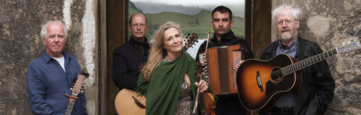 Trad Night at the Cathedral with The Toweys and Altan