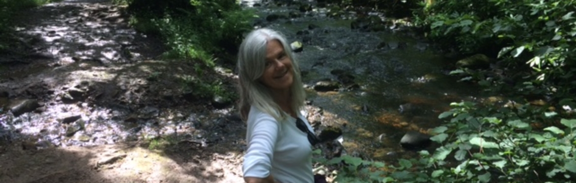 Creative Mindful Walking with Carran Waterfield