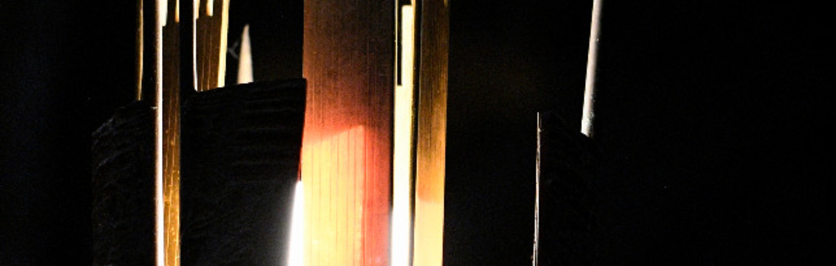 Advent choral music by candlelight