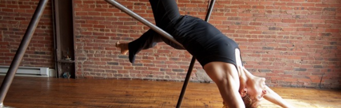 Devising Aerial Stories with Mara Neimanis