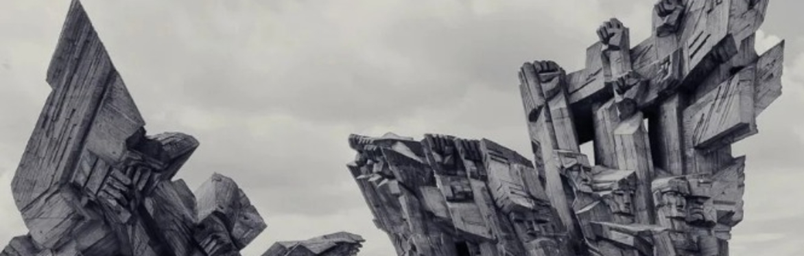 Crisis, War, and the Holocaust in Lithuania