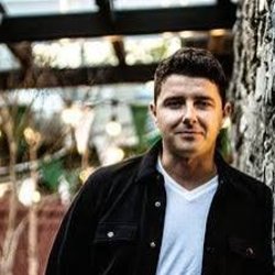 The Savage Comedy Club at Kenny's welcomes Bernard Casey