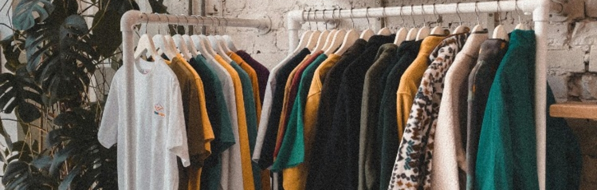 Clothes rail