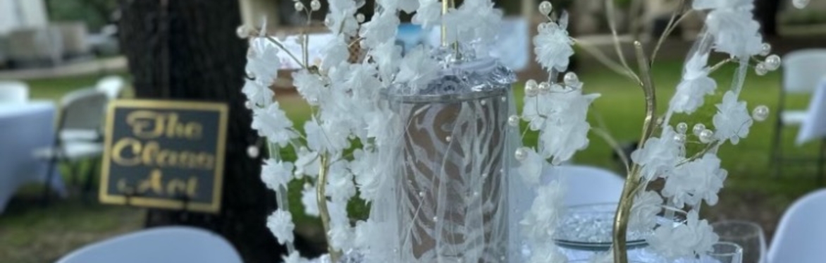 Dinner in White hosted by the Granbury Arts Alliance