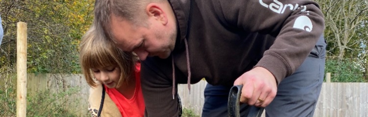 Community woodland planting sessions