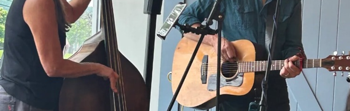 The Front Porch Project feat Son Henry & Elaine Verstraete