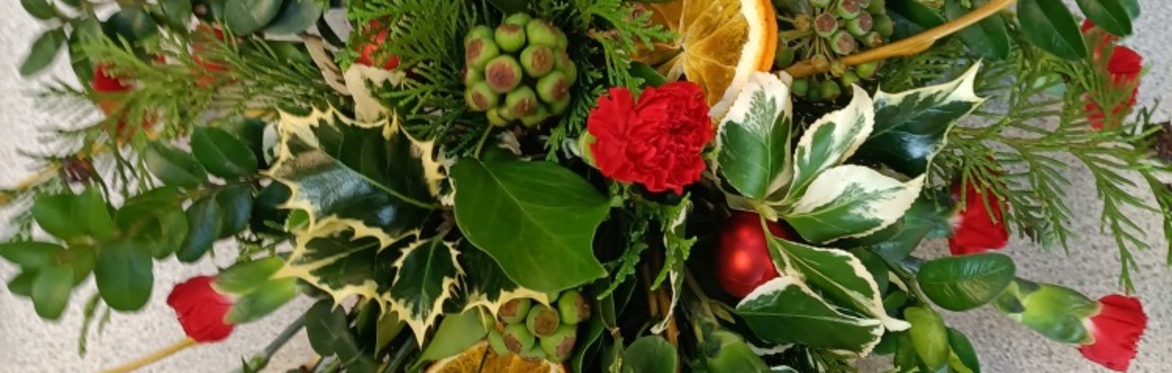 Christmas Door Decoration Workshop (AFTERNOOON)