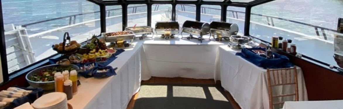 Valentine’s Day VIP Dinner Cruise On The Bay