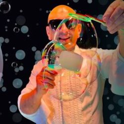 Image of Ray Bubbles