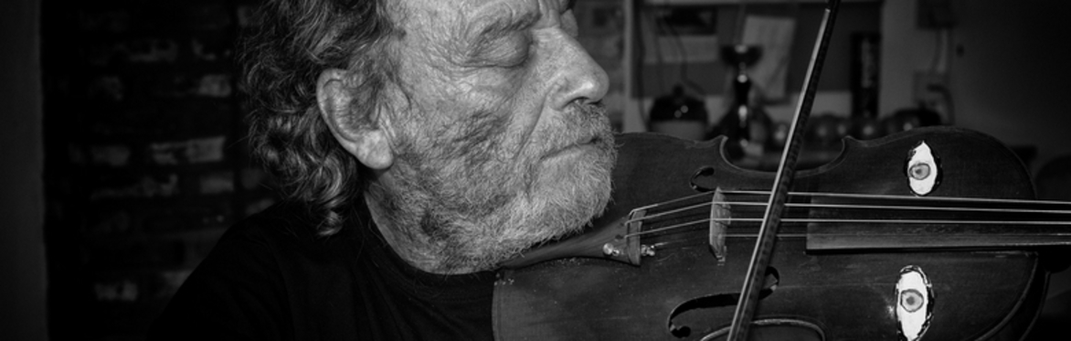 Concert grootmeester Mikhail Bezverkhni ter voorbereiding van zijn Europese Tour op zijn 80 jarige verjaardag