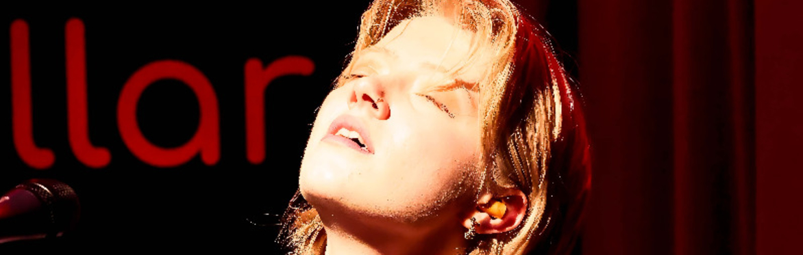 LIVESTREAM - ROSIE FRATER-TAYLOR at The Mowlem