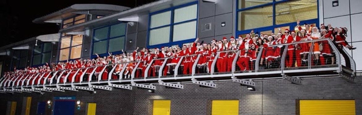 Agecroft Santa Claus Pub Crawl 2025