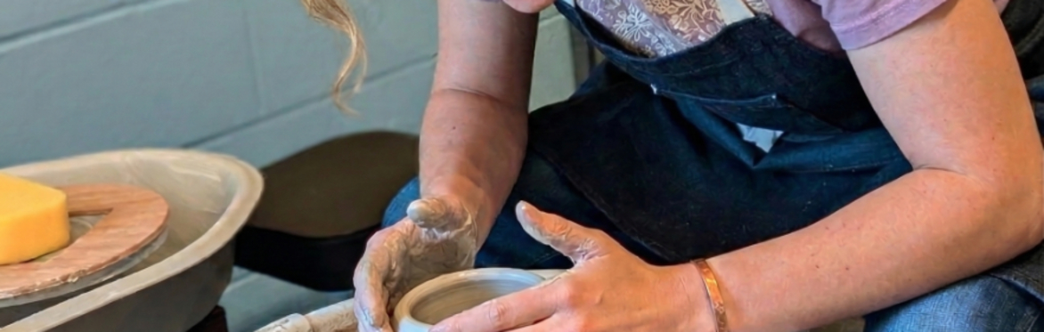 Pottery Wheel Throwing Workshop June (AM)