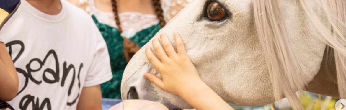 Unicorn Holiday School: 🦄 Moonbeam's Visit & Tie Dye Fun!