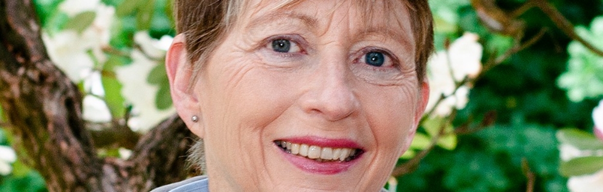 Alison Marsden on “How to have a great front garden”