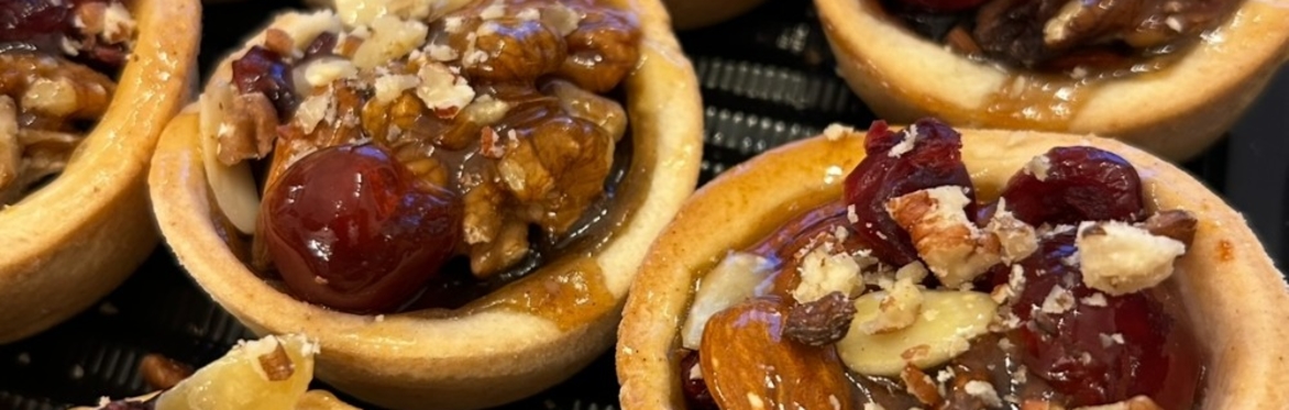 A Sparkly Christmas Baking Experience with Christmas Treats