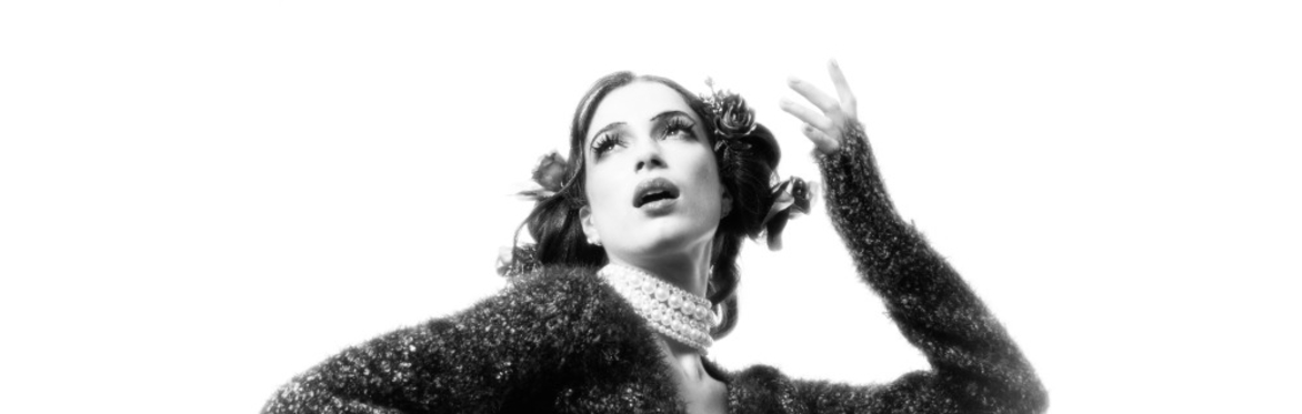 The Burrow Session No 14.  Una Noche con Luzía - Ticket required