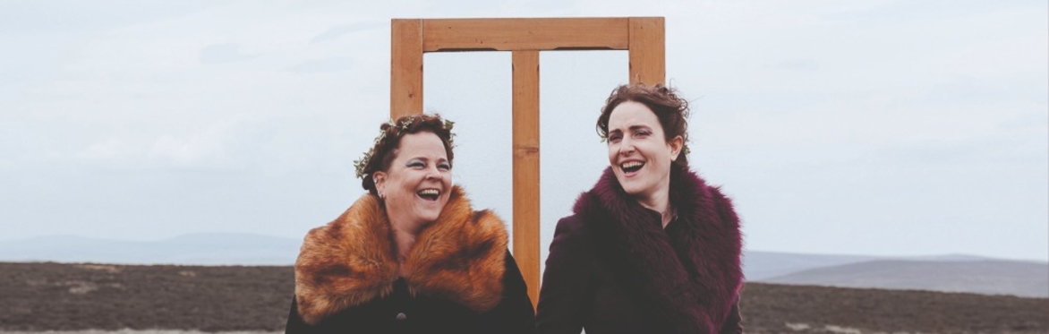 Festive Folk: Wesselbobs (Bryony Griffith & Alice Jones)