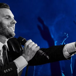 DAN HADFIELD as GARY BARLOW