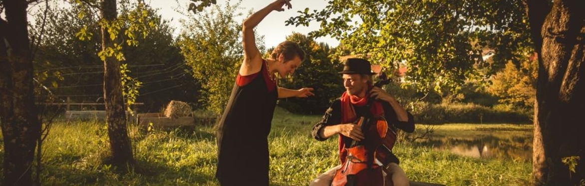 Fleecey Folk: Hannah James and Toby Kuhn
