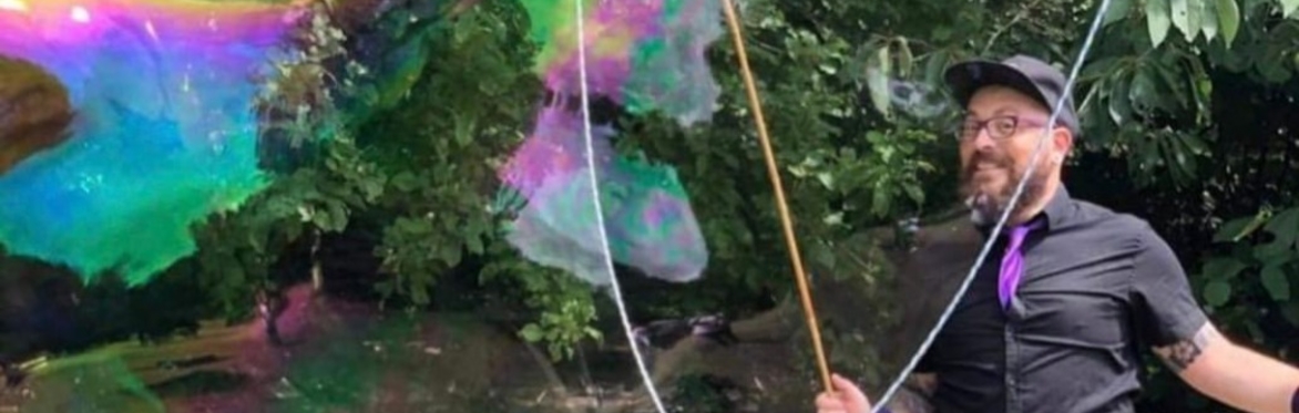 That Bubble Man Family Show