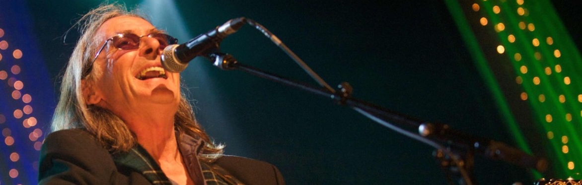 Dougie performing live