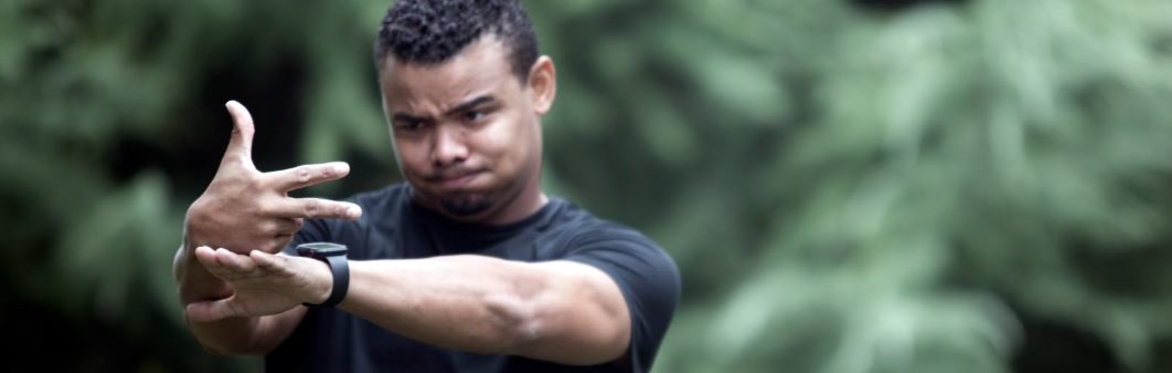 Justin Perez: The Art of Visual Vernacular Performance